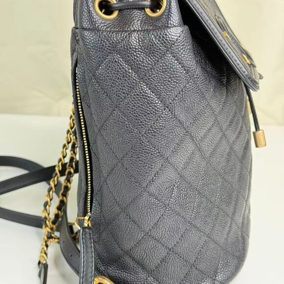 Chanel Black Caviar Filigree Backpack with Gold Accents & Quilted Design - Picture 5 of 9